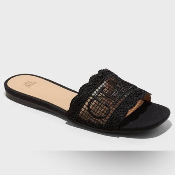 NIB Black Sandals - Picture 2 of 4